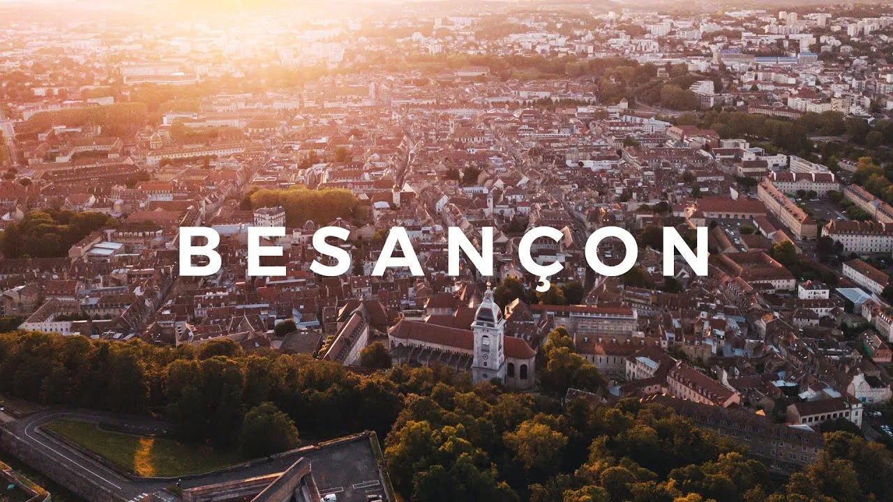 Besançon, la Rome Française : Un Voyage Vertigineux entre Histoire, Horlogerie et Gastronomie